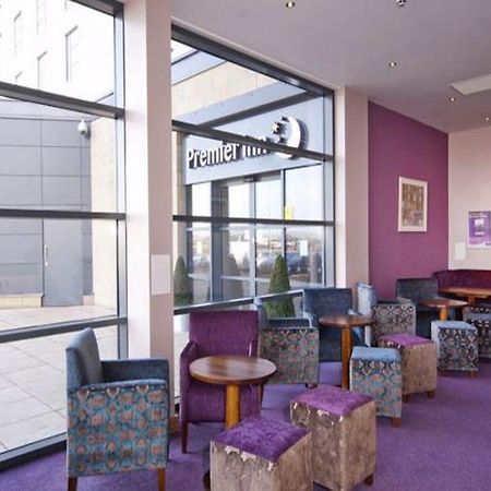 Premier Inn Edinburgh Park ภายนอก รูปภาพ