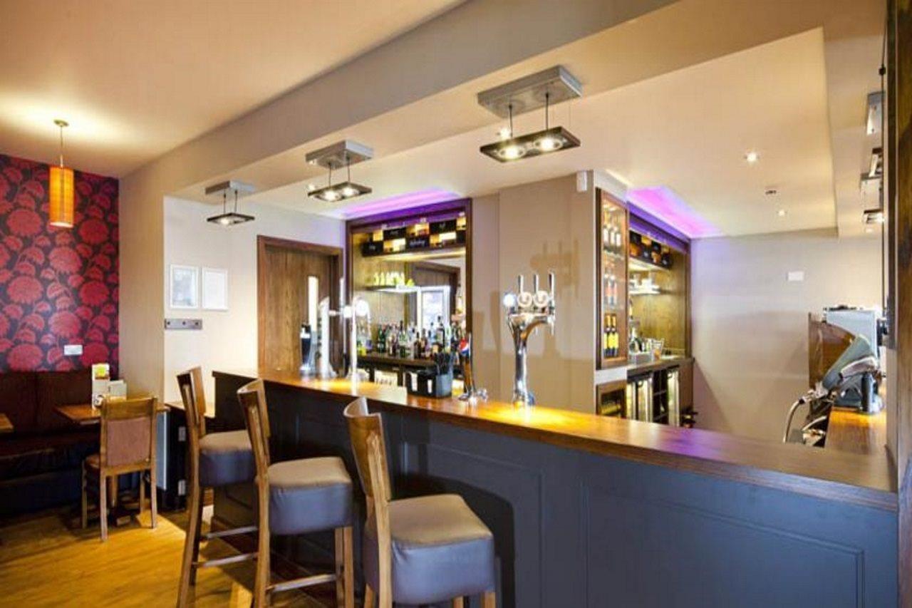 Premier Inn Edinburgh Park ภายนอก รูปภาพ